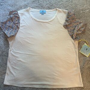 CeCe Cream Boxy‎ Ruffled Short Sleeve T-Shirt
